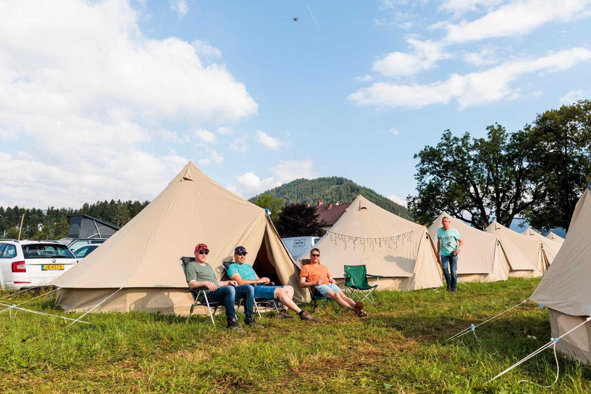 Racingtours Racecamp - Spielberg Hotel Spielberg Bei Knittelfeld Стая снимка